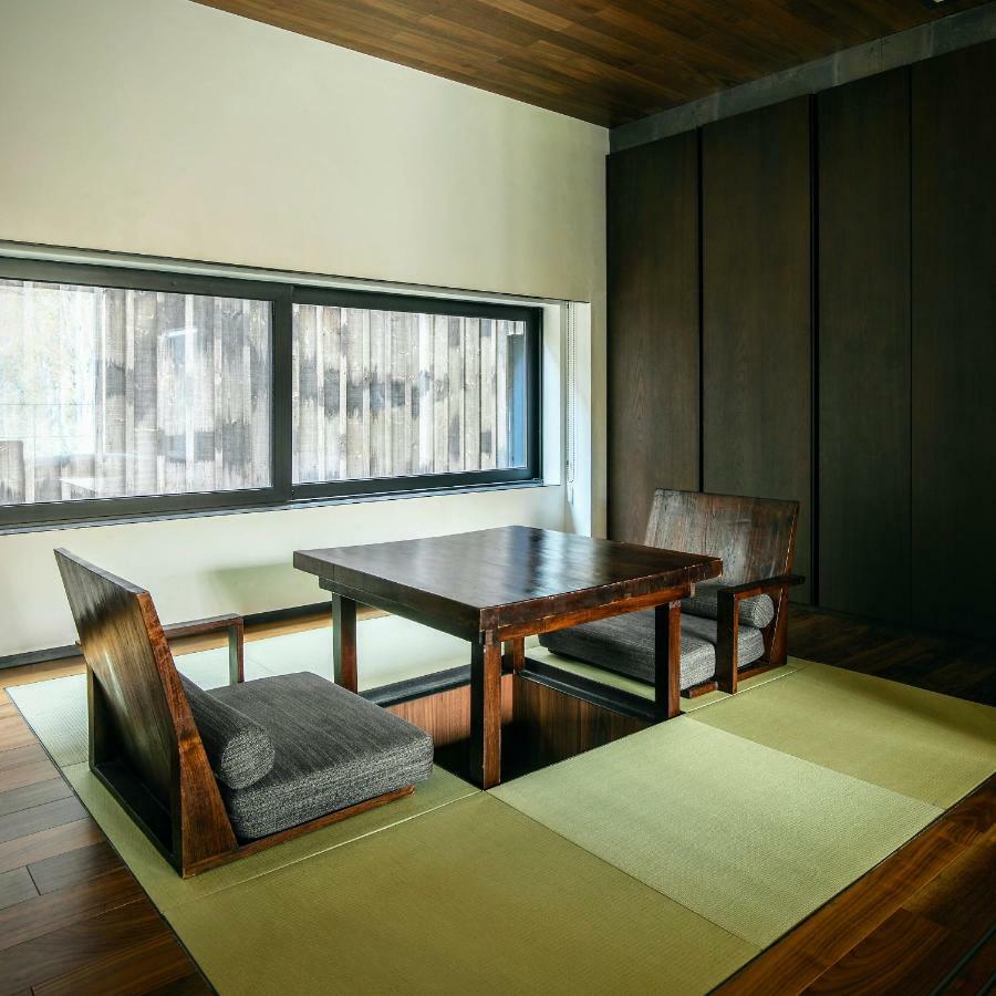 ซาโบริน Hotel คุตชาน ภายนอก รูปภาพ